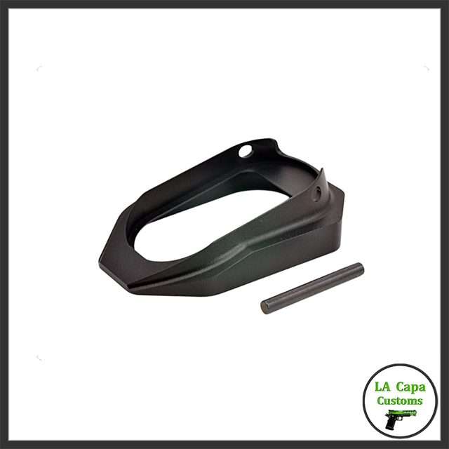 AIP Aluminum Gundam Magwell Type 2 - Black